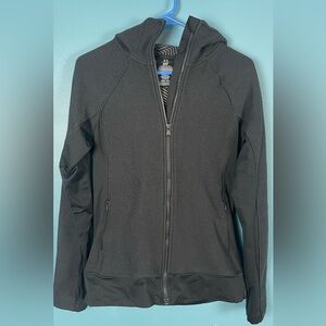 UNDER ARMOUR COLDGEAR JACKET SIZE SMALL